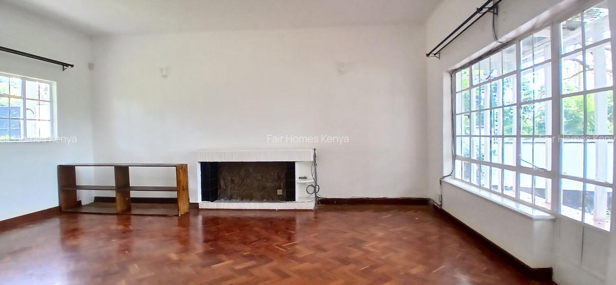 3 Bed House with En Suite at Lavington Green - 16
