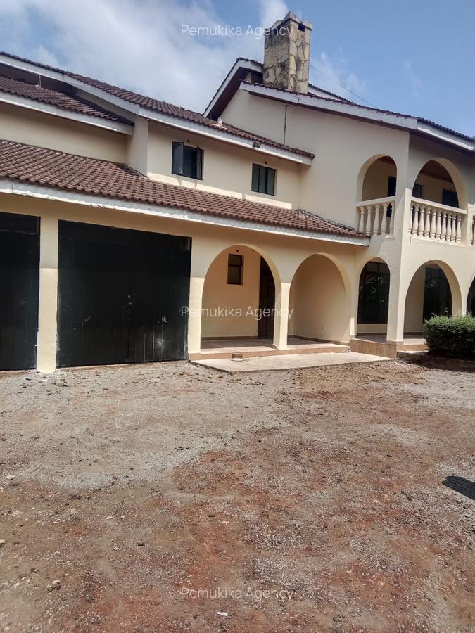 4 Bed Villa at Miotoni - 1