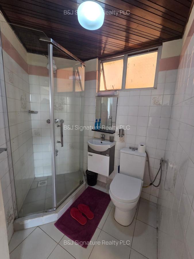 Serviced 2 Bed Apartment with En Suite in Lavington - 11