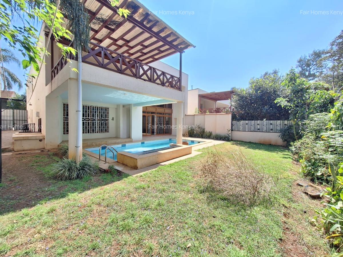 5 Bed Townhouse with En Suite at Convent Drive - 6