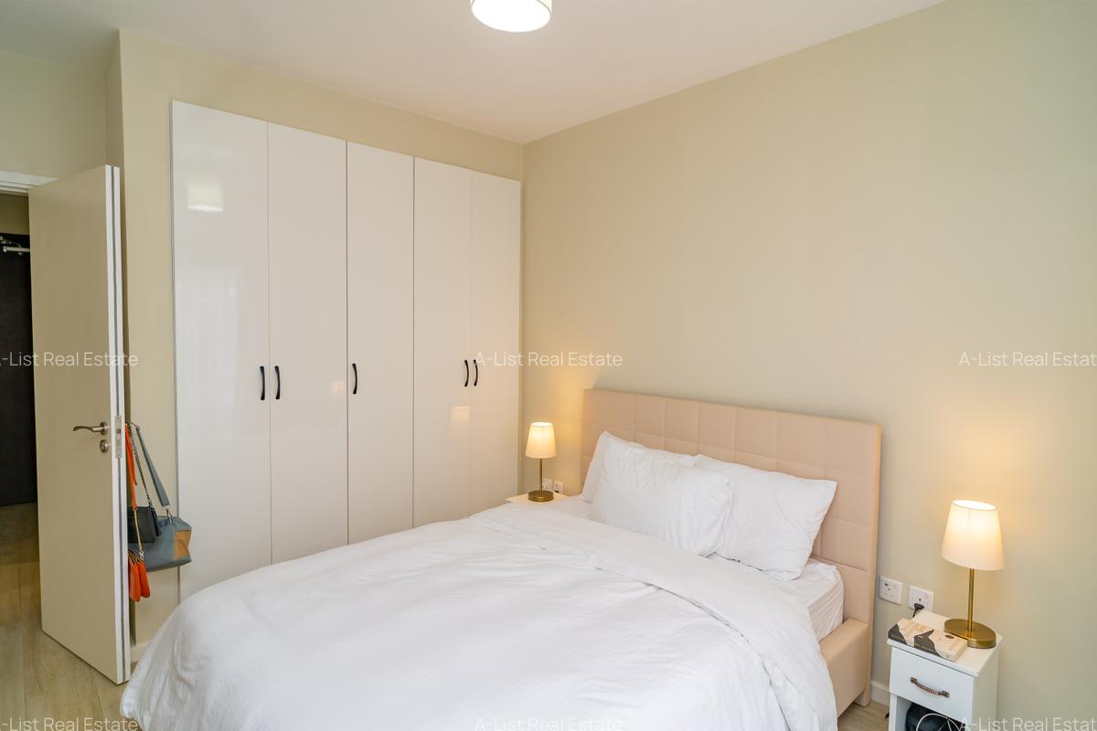 Furnished 2 Bed Apartment with En Suite at Riverside Drive - 17