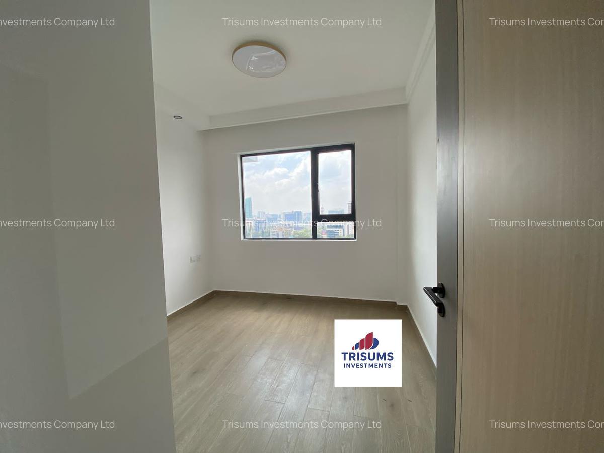 3 Bed Apartment with En Suite at Prp7+494 - 7