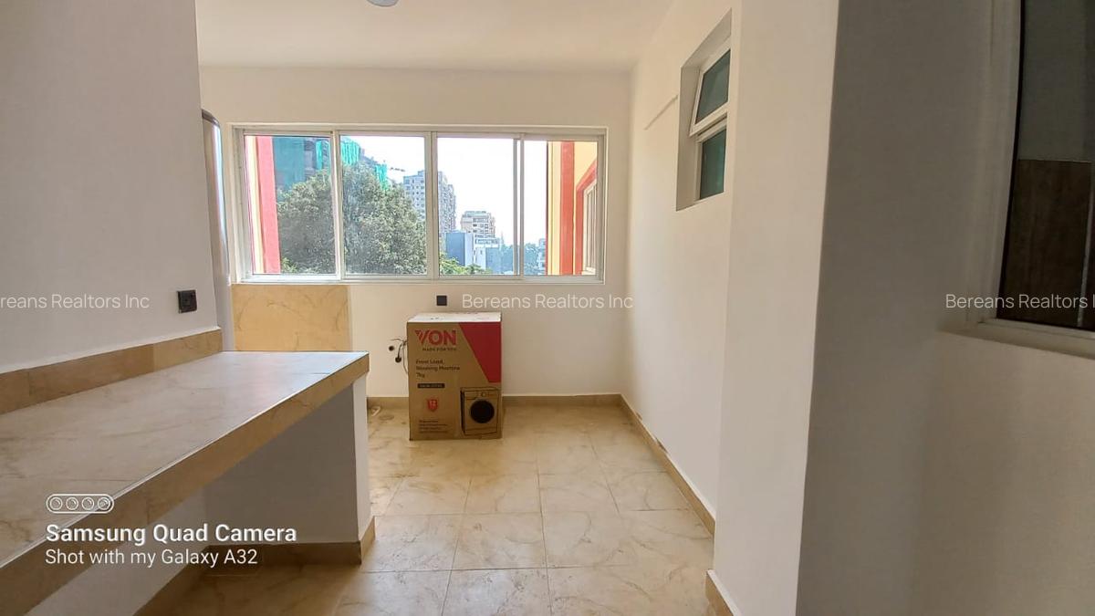 4 Bed Apartment with En Suite in General Mathenge - 7