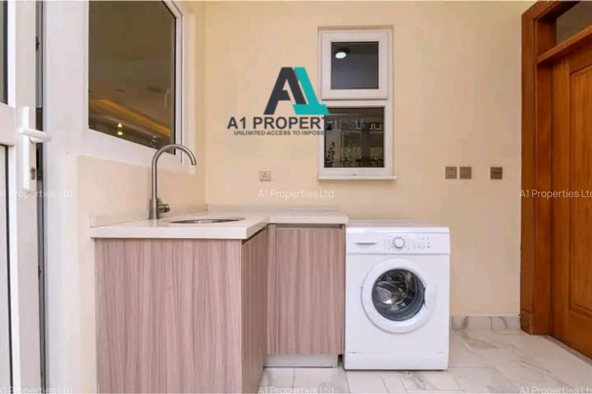 4 Bed Townhouse with En Suite in Runda - 11