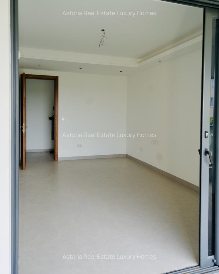 3 Bed Apartment with En Suite at 2026-401 - 9