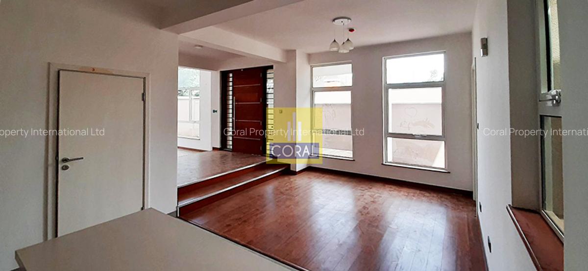 4 Bed Townhouse in Lavington - 8