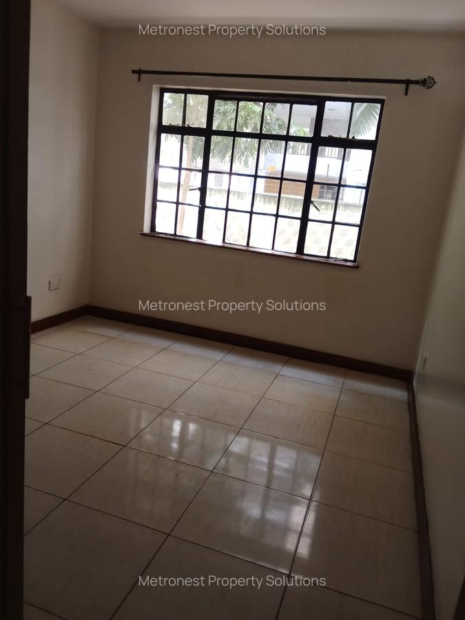 2 Bed Apartment with En Suite at Hamisi Road - 9