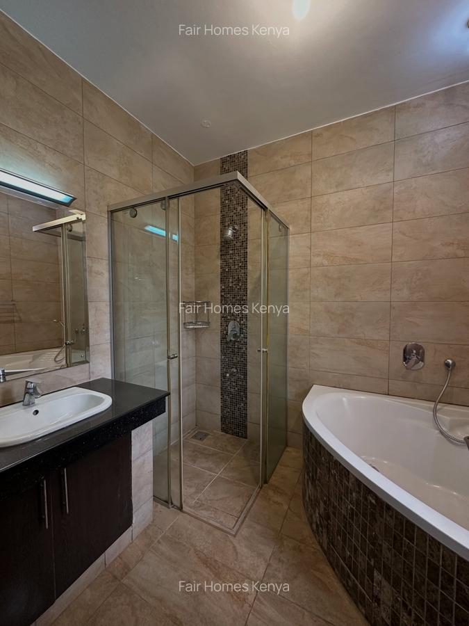 5 Bed Townhouse with En Suite at Lavington Green - 13