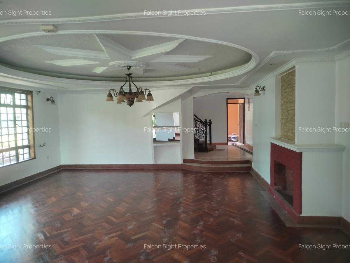 4 Bed Townhouse with Garden at Easy Access To Un Avenue Few Minutes Drive To Rosyln Academy - 6