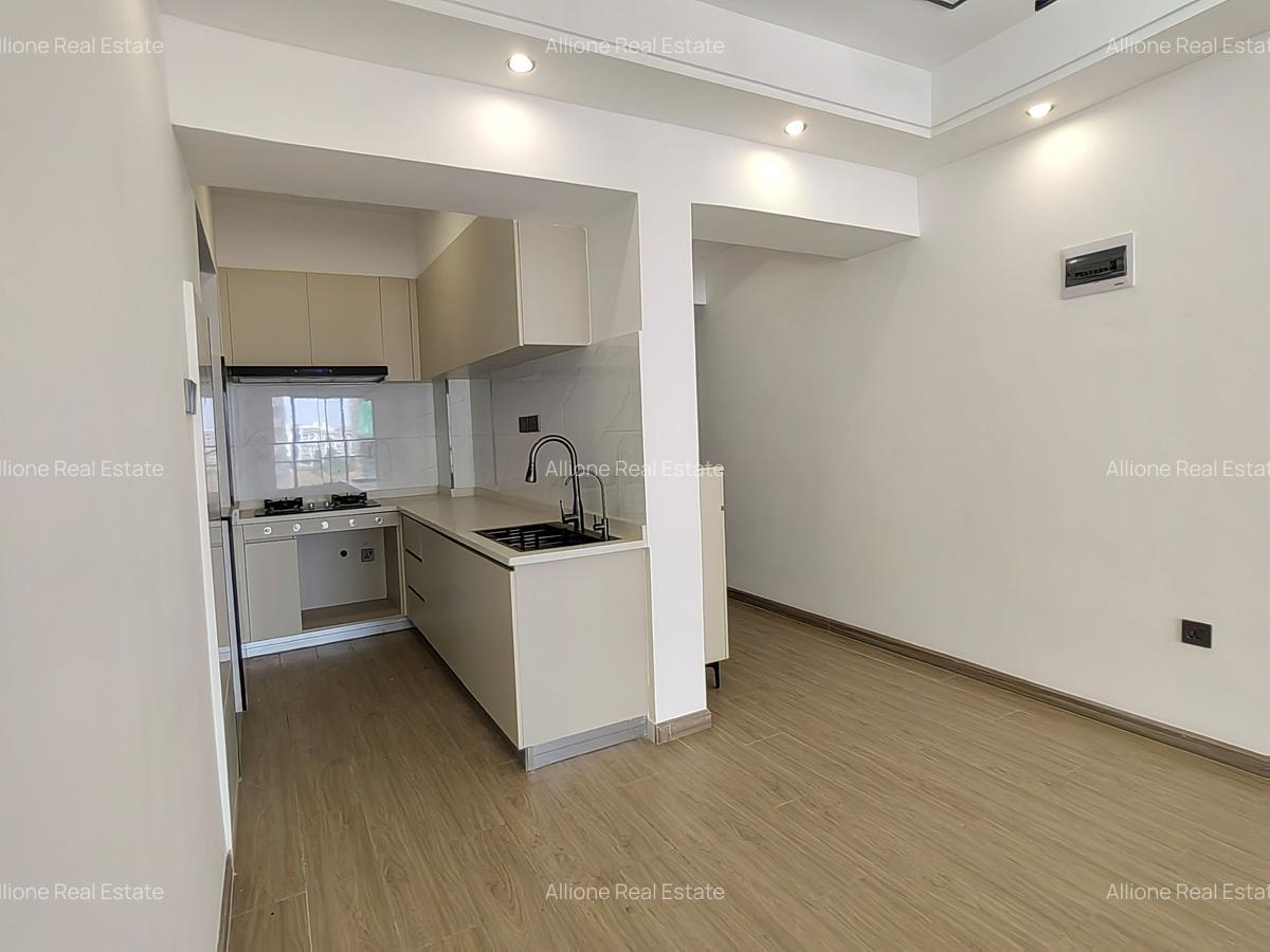 2 Bed Apartment with Swimming Pool at Behind Yaya Centre Mall - 4