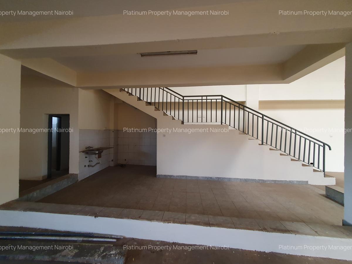 9,800 ft² Warehouse with Service Charge Included at Baba Dogo Rd - 3