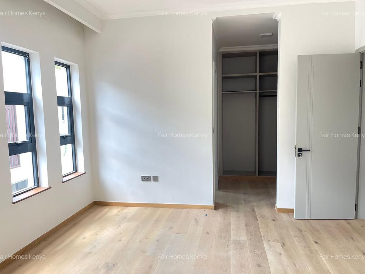 5 Bed Townhouse with En Suite at Maji Mazuri - 17