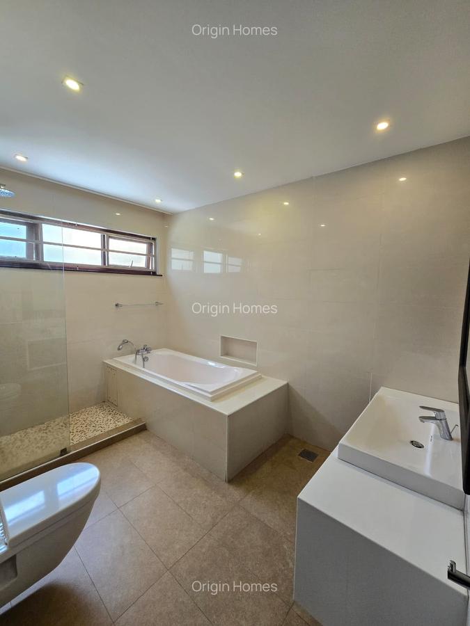 3 Bed Townhouse with En Suite at Spring Valley - 14