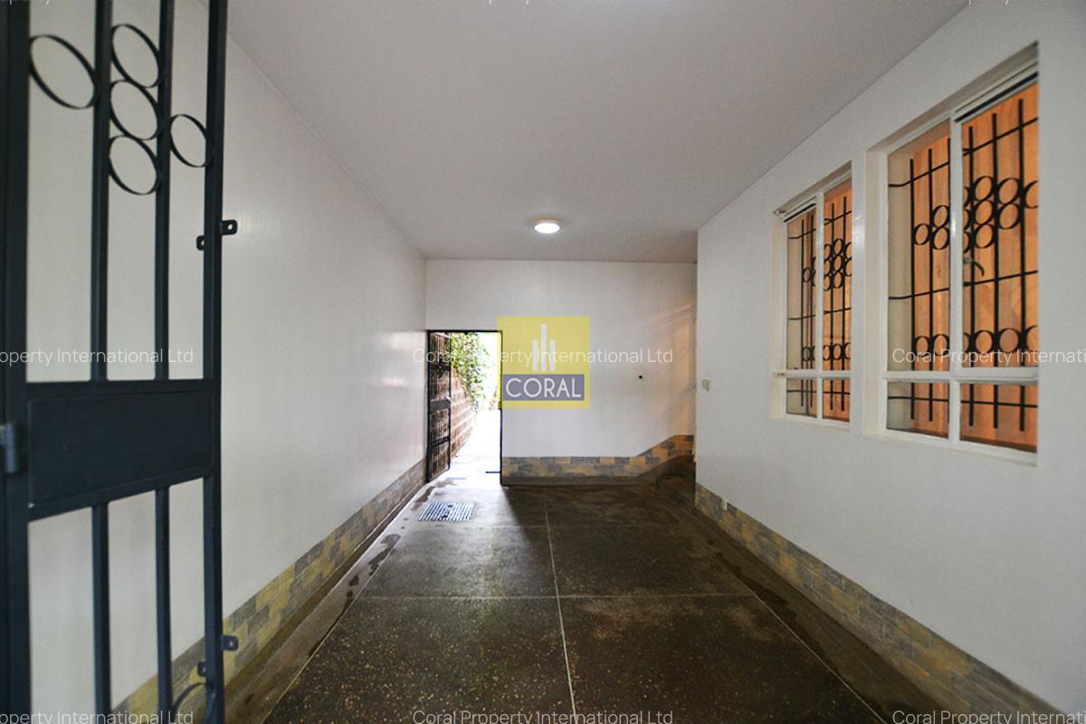 4 Bed Apartment with Parking in Westlands Area - 4
