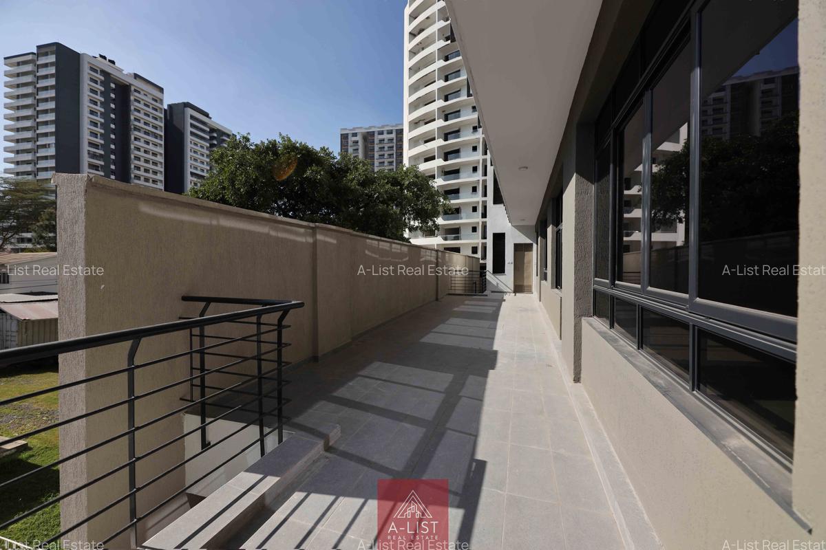 4,541 ft² Office with Backup Generator at Padmore Road - 14