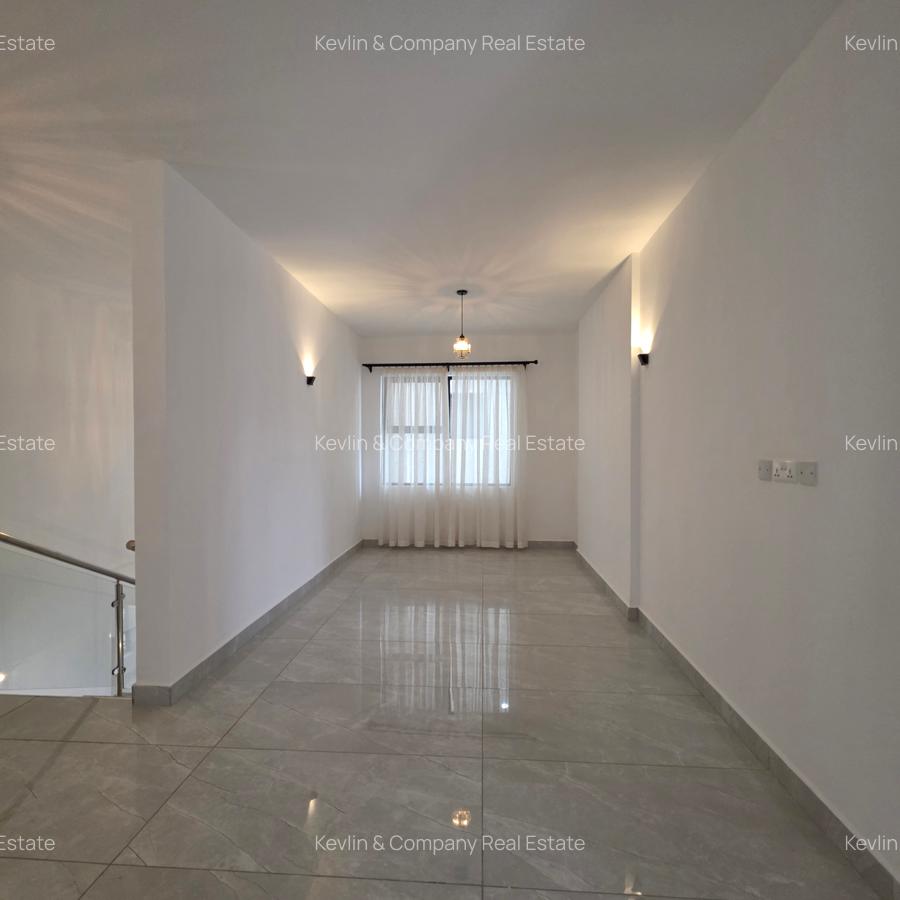 4 Bed Apartment with En Suite in General Mathenge - 12