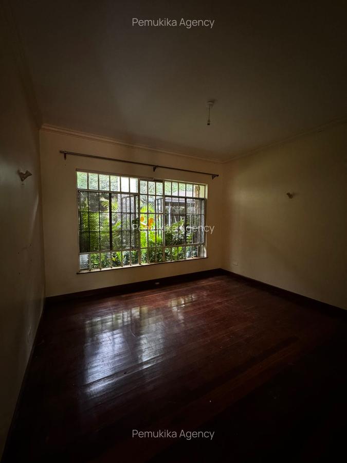 3 Bed House with En Suite at Windridge - 7