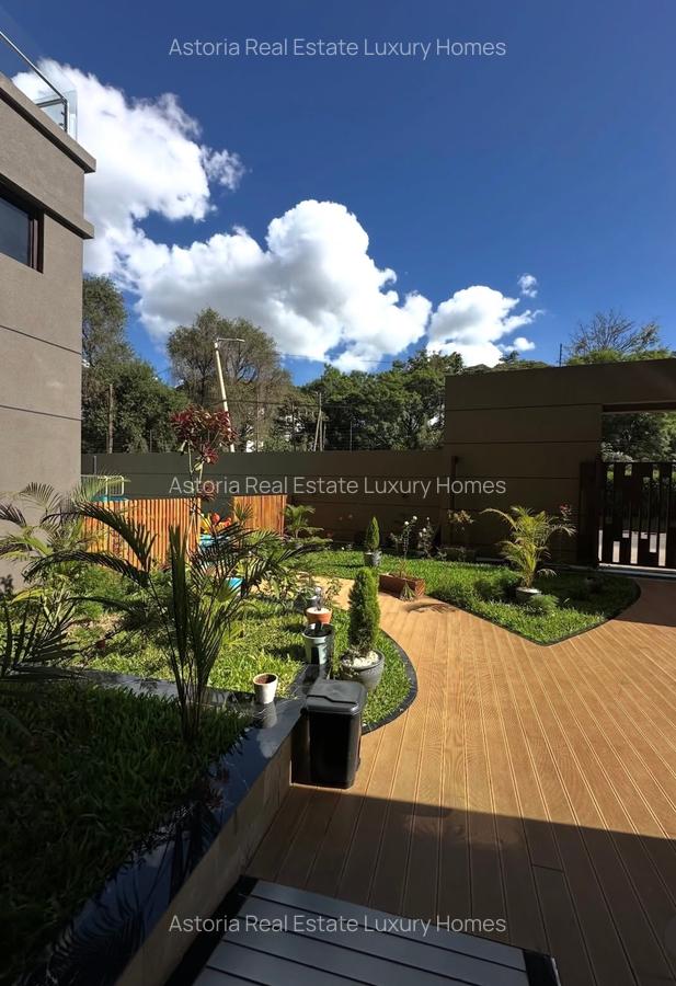3 Bed Apartment with En Suite in Lavington - 16