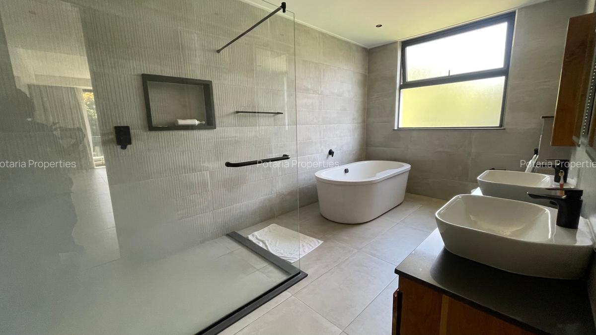 4 Bed Apartment with En Suite in Spring Valley - 14