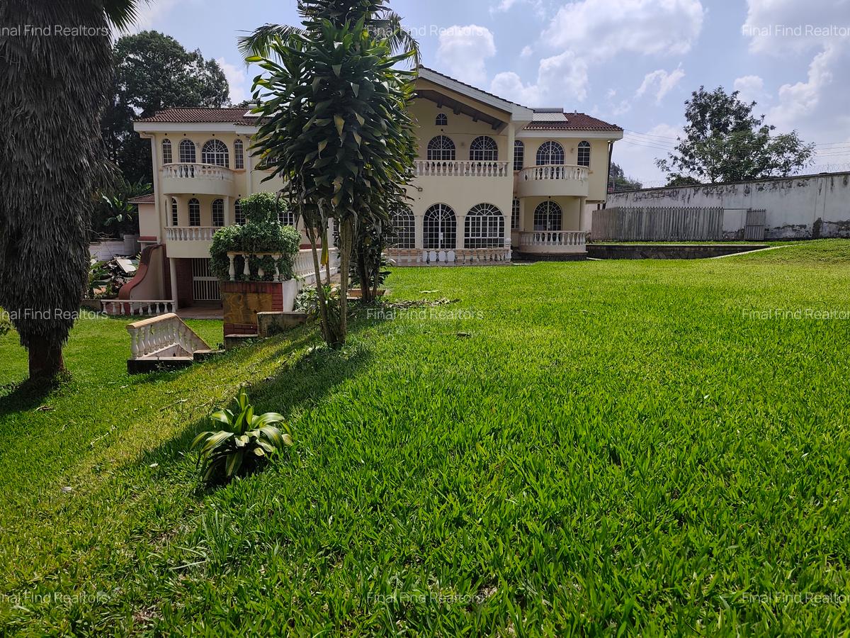 5 Bed House with En Suite in Loresho - 5
