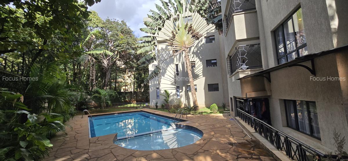 3 Bed Apartment with En Suite in Lavington - 1