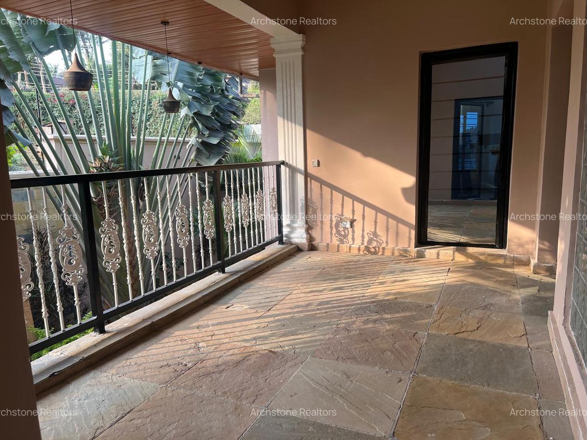 6 Bed House with En Suite in Runda - 15