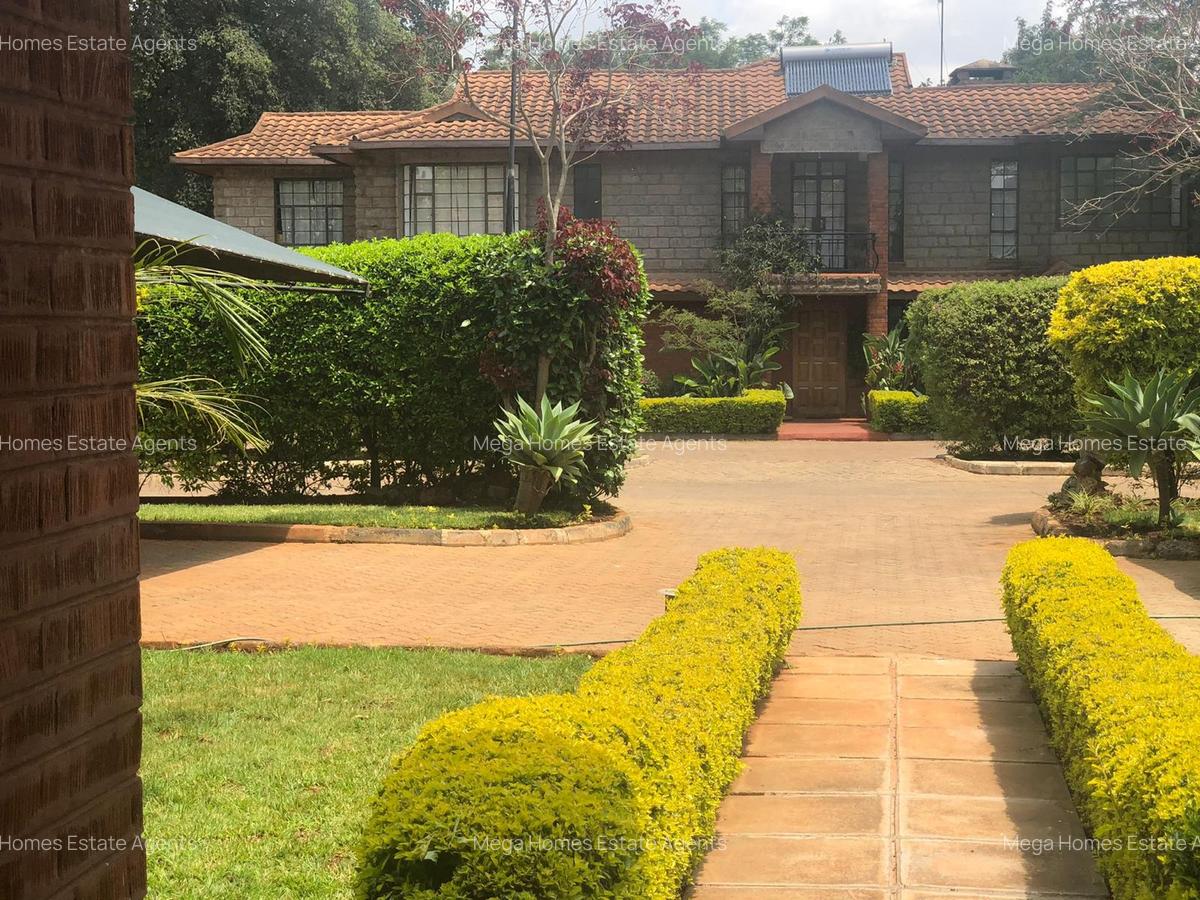 4 Bed Townhouse with En Suite at Ndege Road - 11