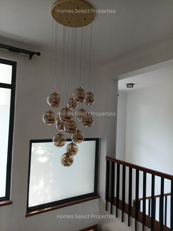 4 Bed Townhouse with En Suite at Oloolua Close - 17