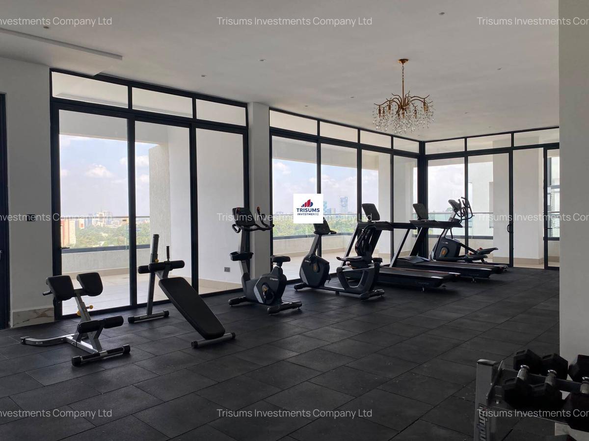 3 Bed Apartment with En Suite in Riverside - 11