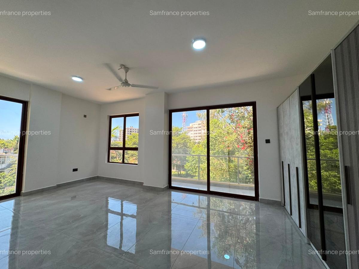 Serviced 3 Bed Apartment with En Suite at Mount Kenya Road - 11