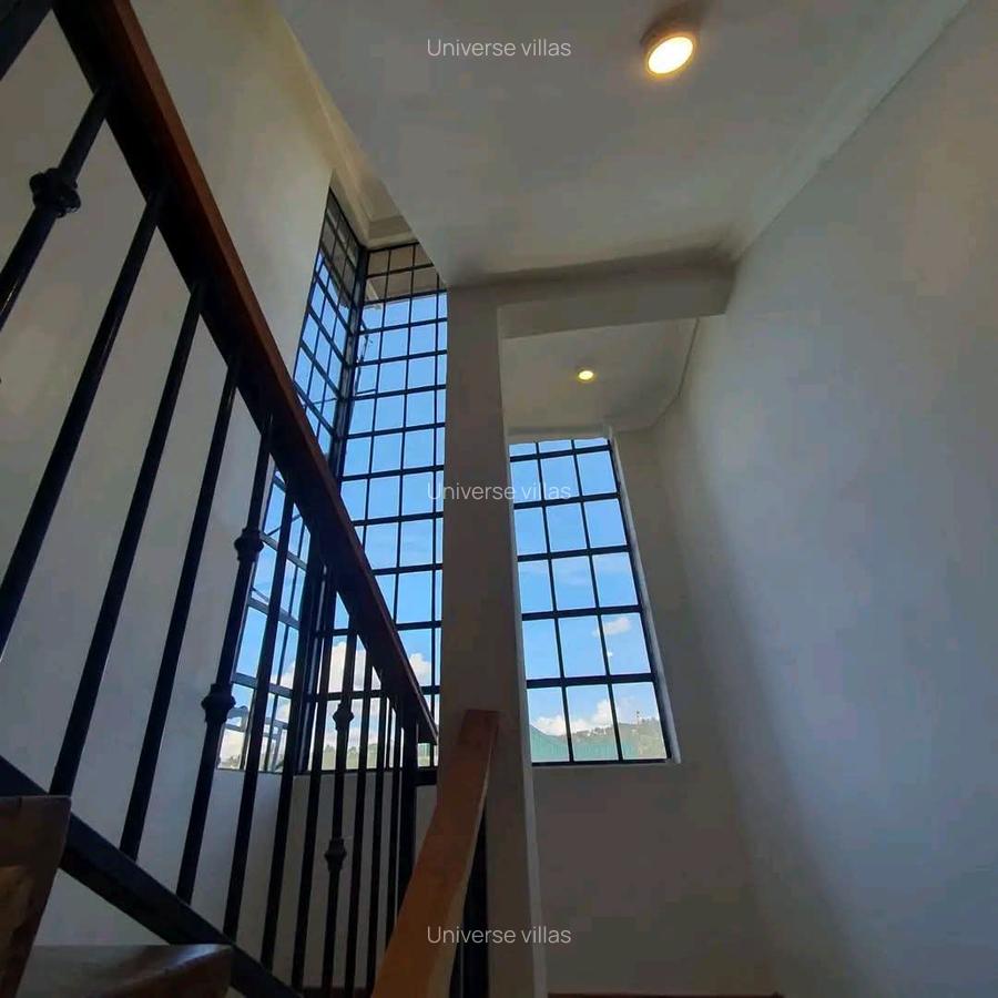 4 Bed Townhouse with En Suite at Karen - 10