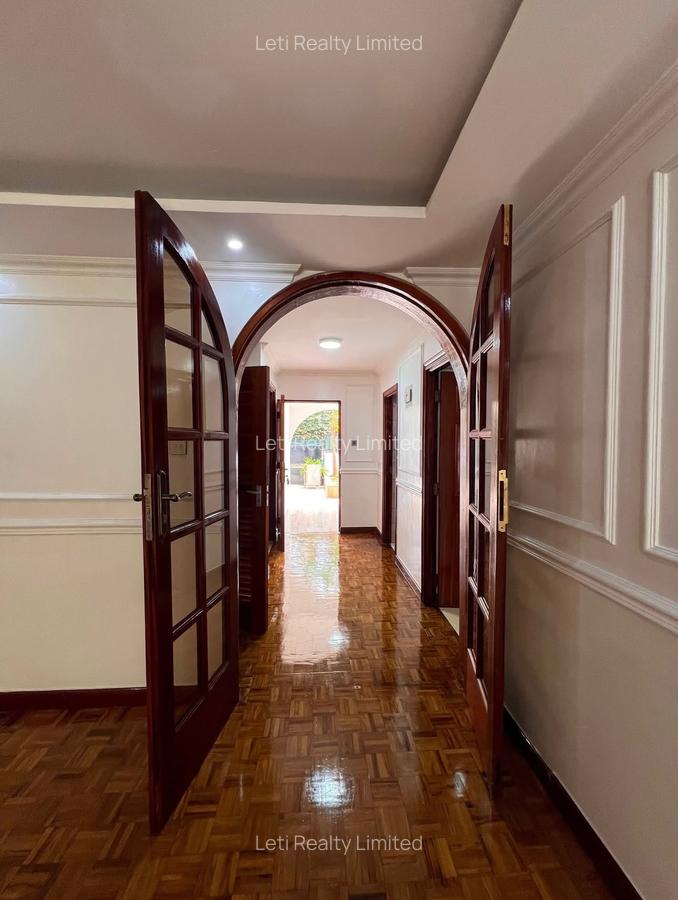 4 Bed Townhouse with En Suite in Kileleshwa - 11