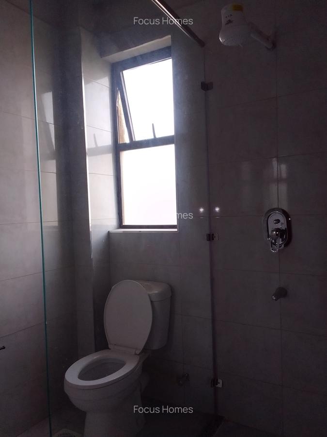 2 Bed Apartment with En Suite in Westlands Area - 4