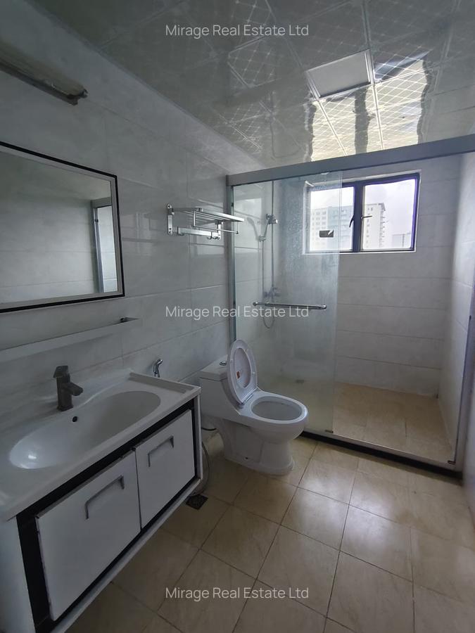 3 Bed Apartment with Swimming Pool in Hurlingham - 18