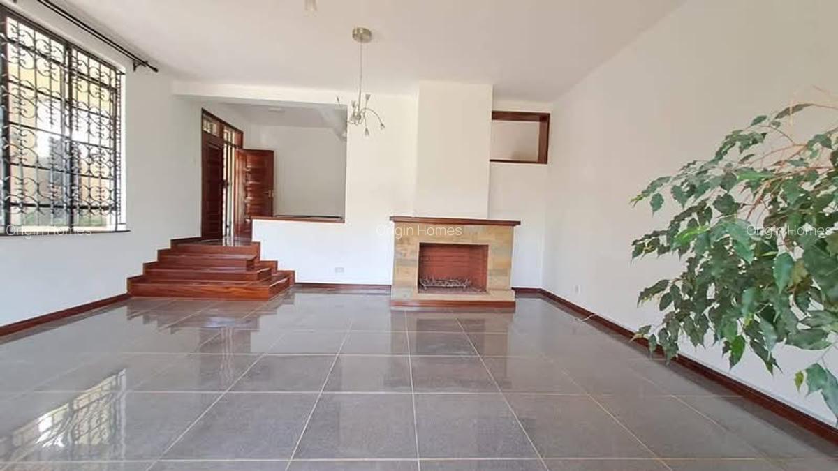4 Bed Townhouse with En Suite at Spring Valley - 3