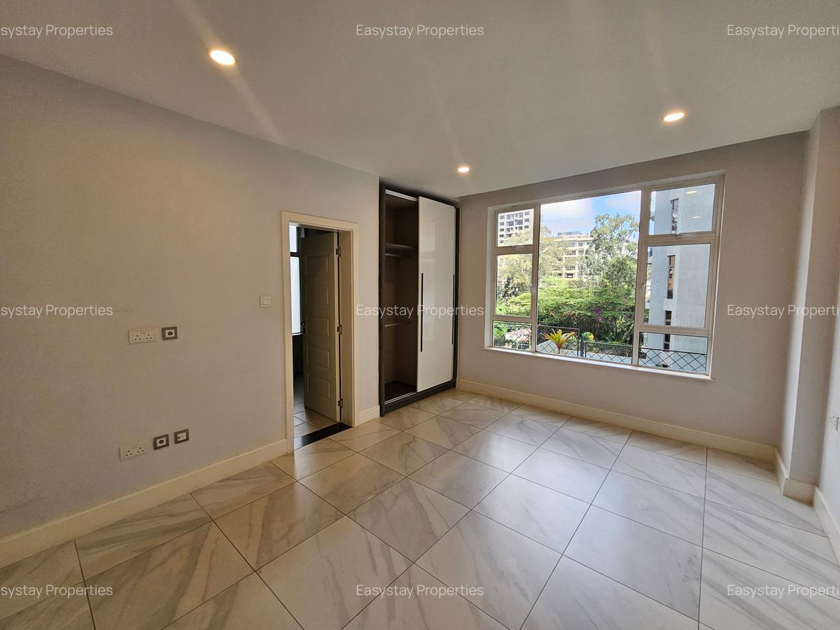 3 Bed Apartment with En Suite in Westlands Area - 5