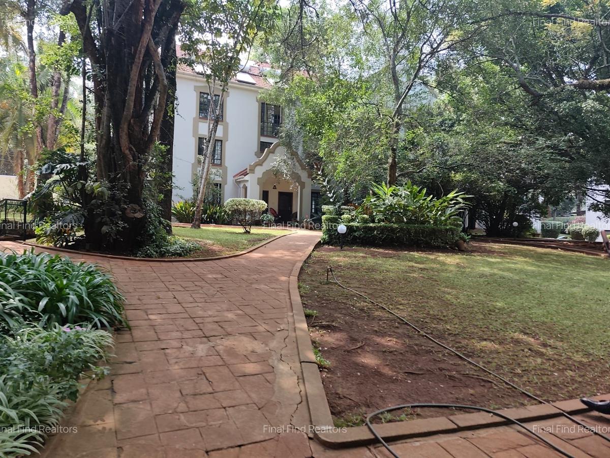 3 Bed Apartment with Swimming Pool in Muthaiga - 4