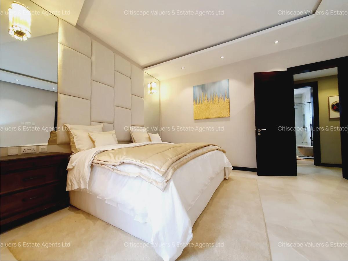 3 Bed Apartment with Swimming Pool in Riverside - 8