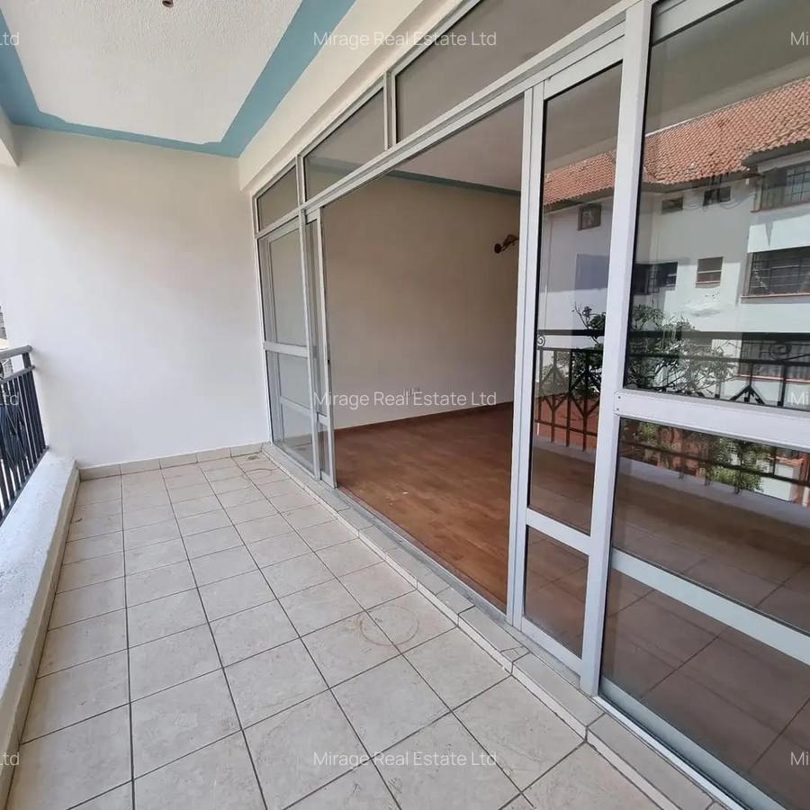 3 Bed Apartment with Staff Quarters in Kilimani - 10