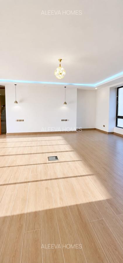 5 Bed Villa with En Suite in Karen - 11