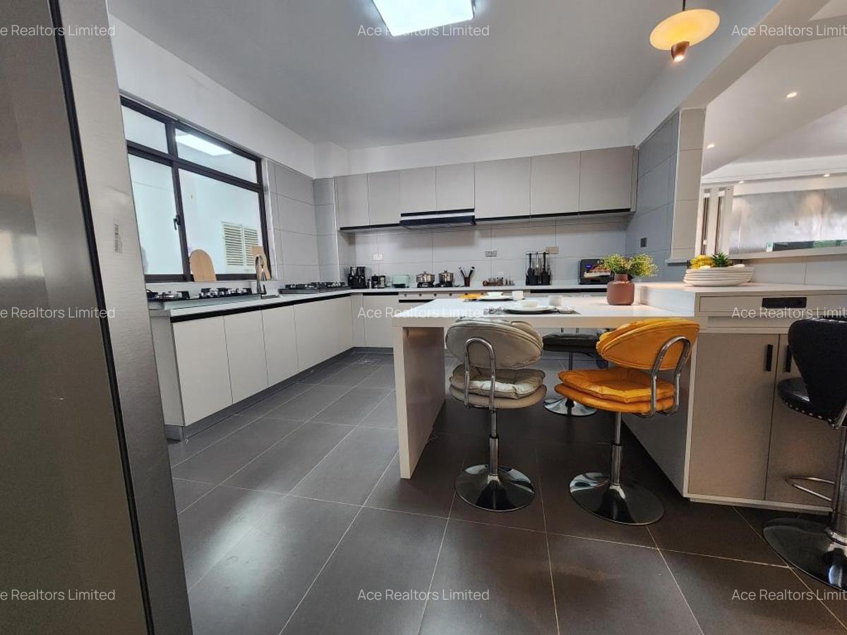 4 Bed Apartment with En Suite at Githunguri Road - 2