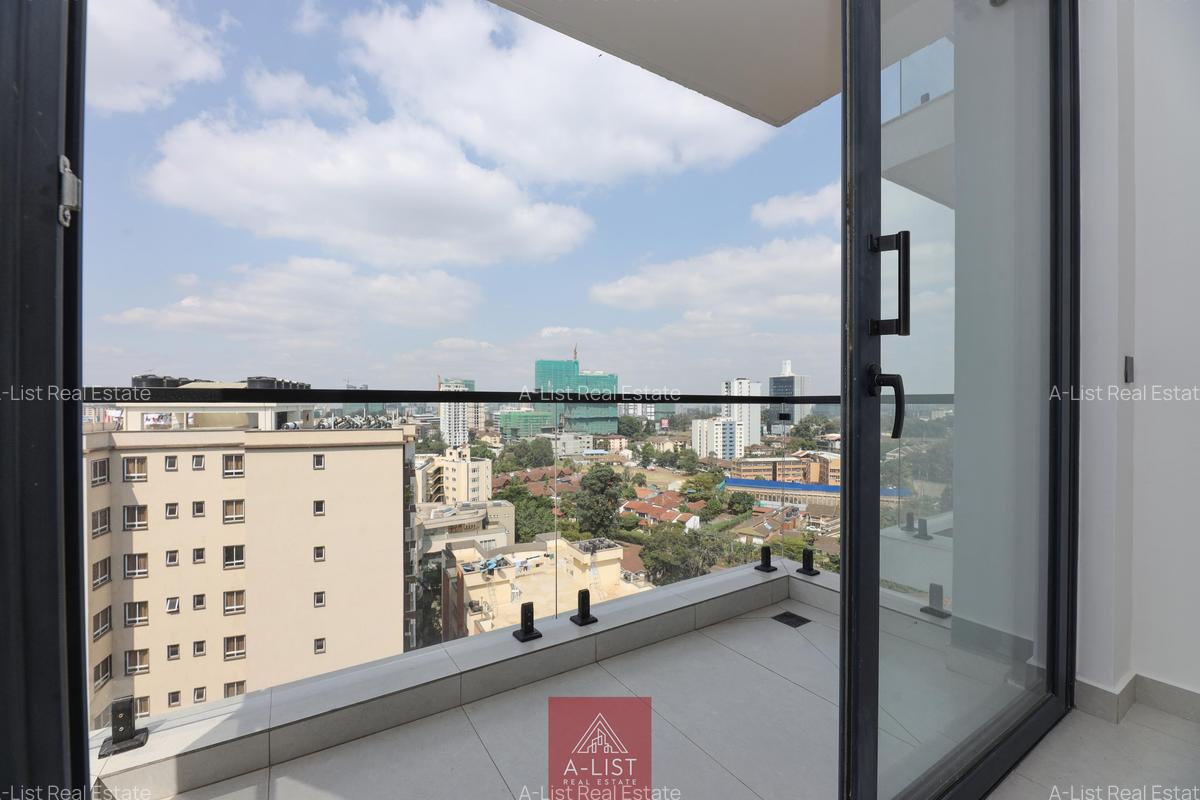 3 Bed Apartment with En Suite at Brookside Drive - 12