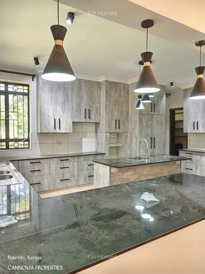 4 Bed Townhouse with En Suite in Karen - 3