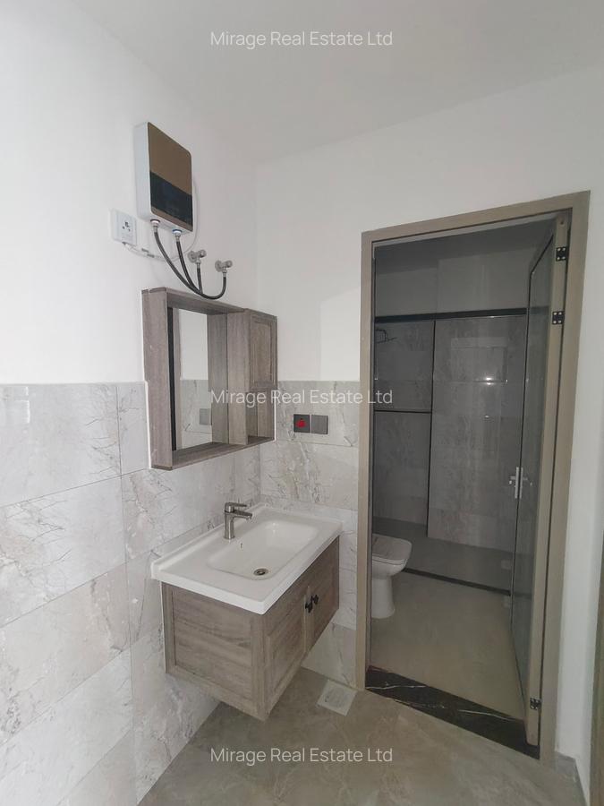 1 Bed Apartment with Gym in Lavington - 3
