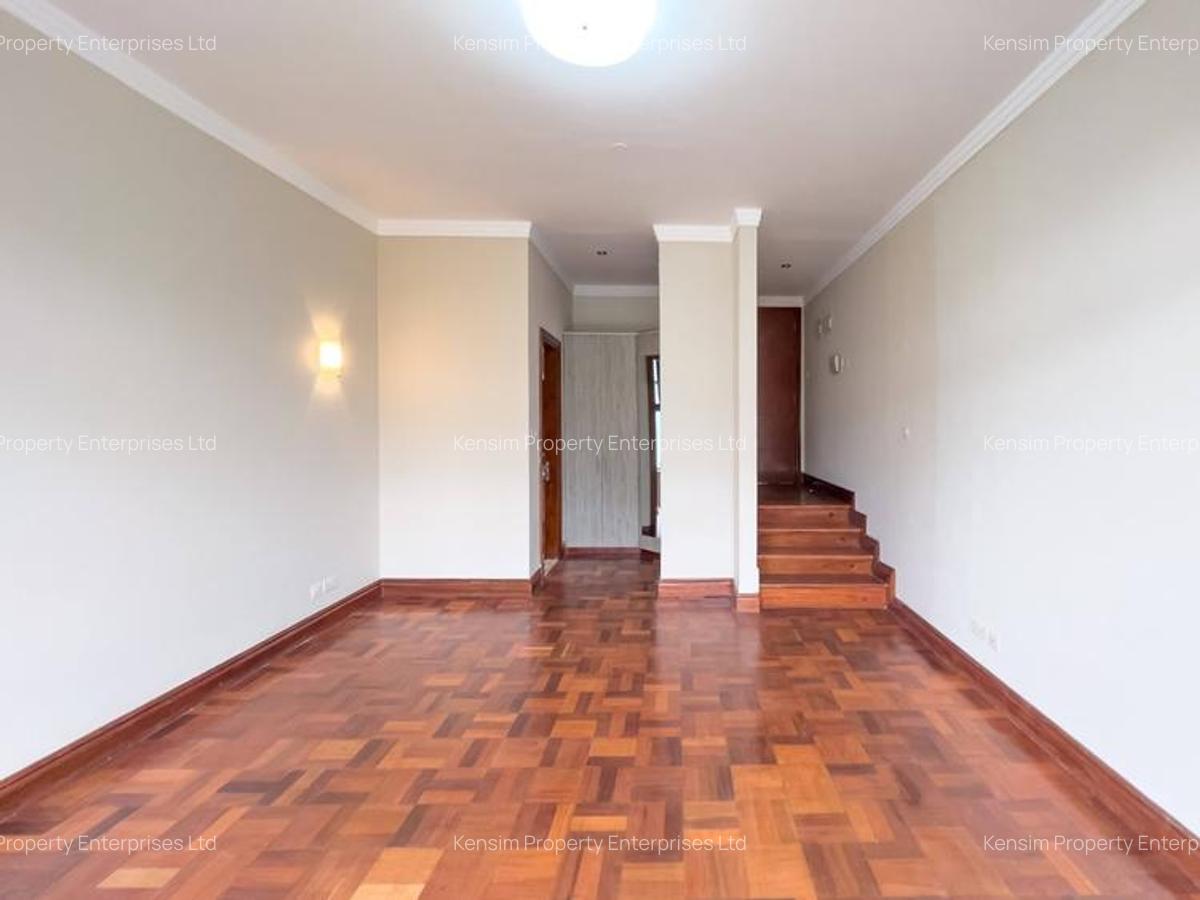 5 Bed Townhouse with En Suite in Karen - 13
