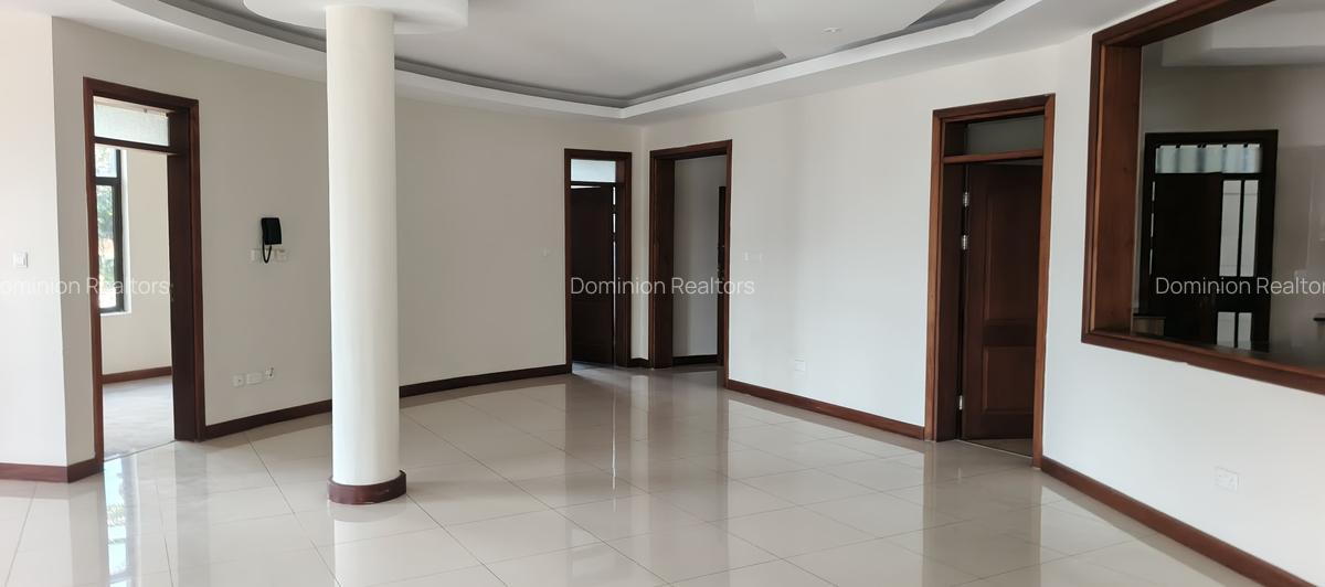 4 Bed Apartment with En Suite in Westlands Area - 5