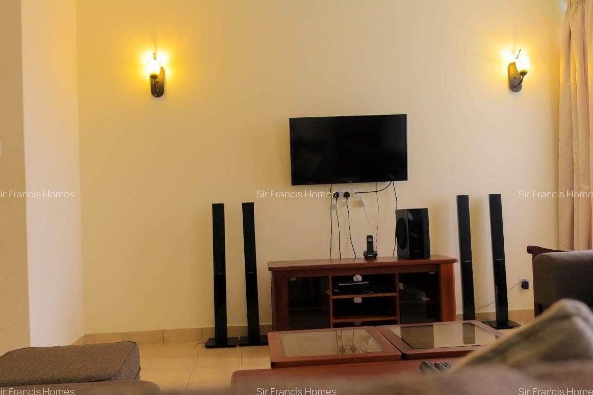 Serviced 3 Bed Apartment with En Suite in Nyali Area - 11