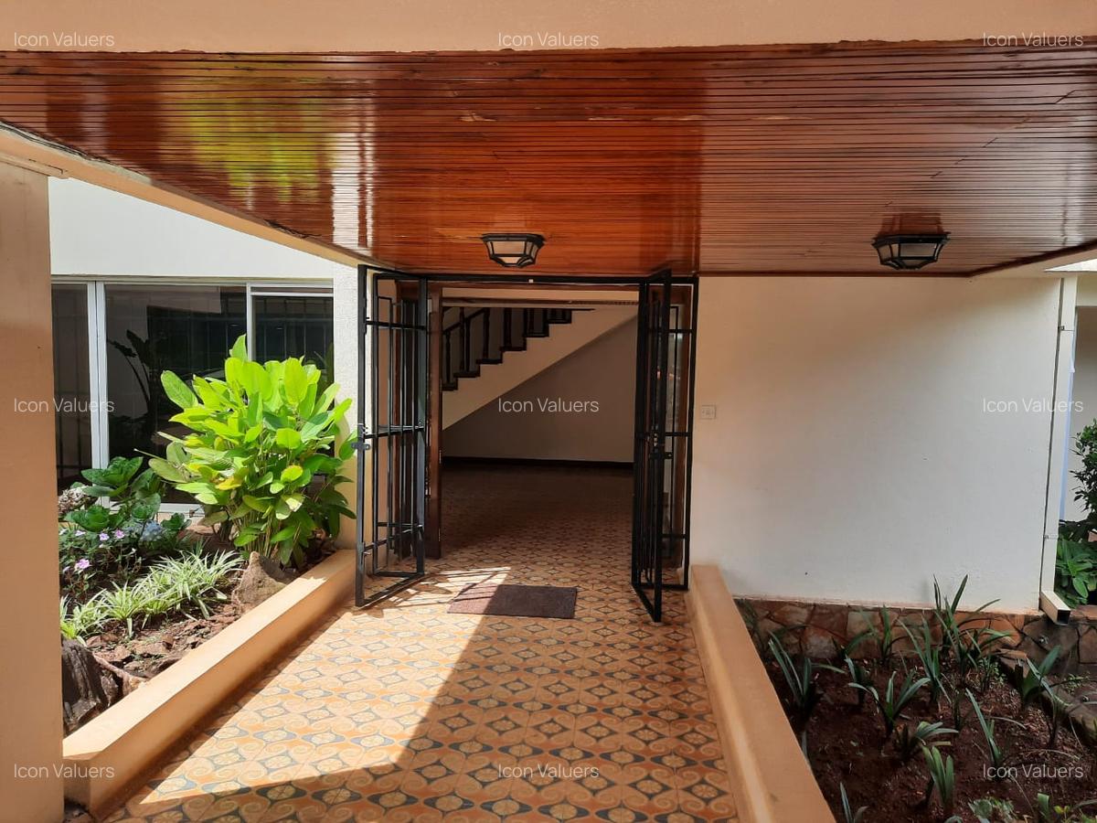 2,000 ft² Office with Service Charge Included at Nairobi - 4
