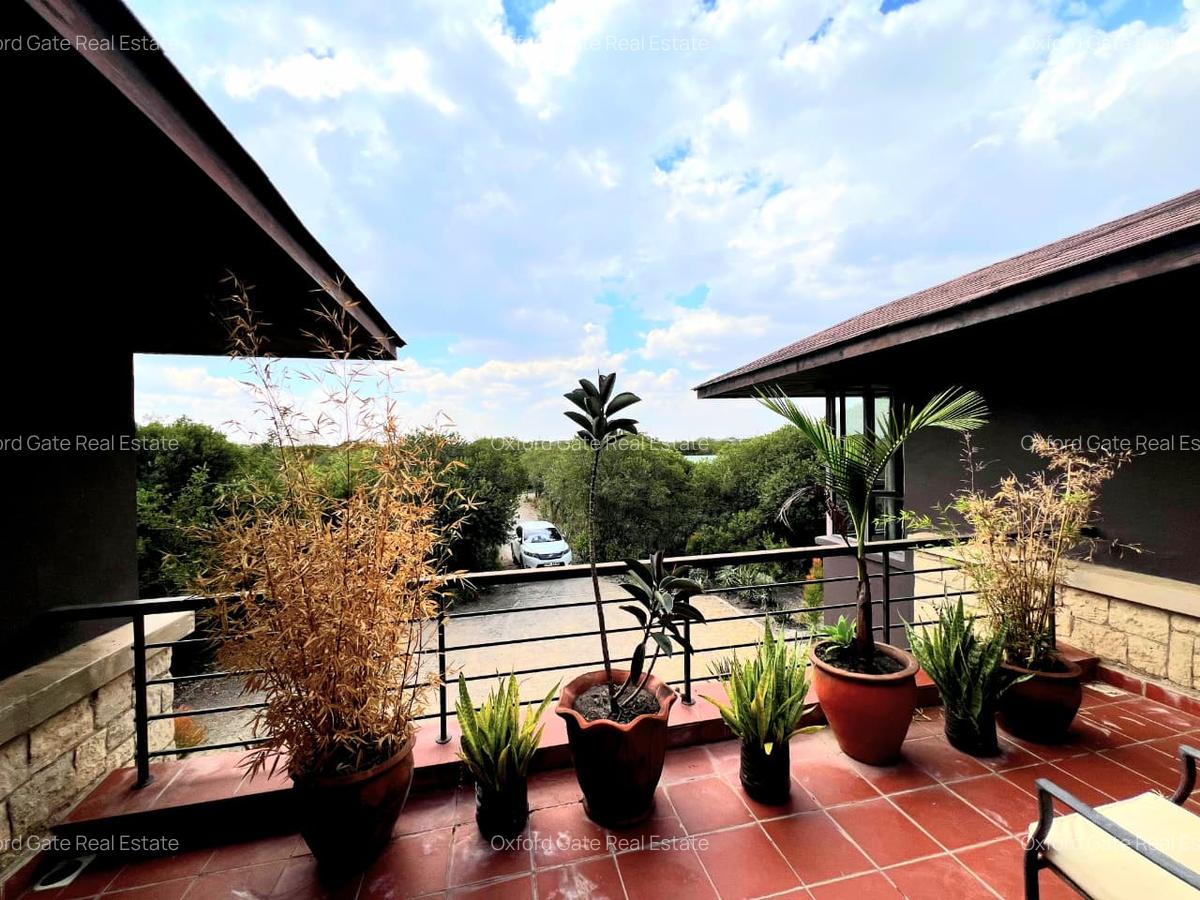 5 Bed House with En Suite in Nanyuki - 3