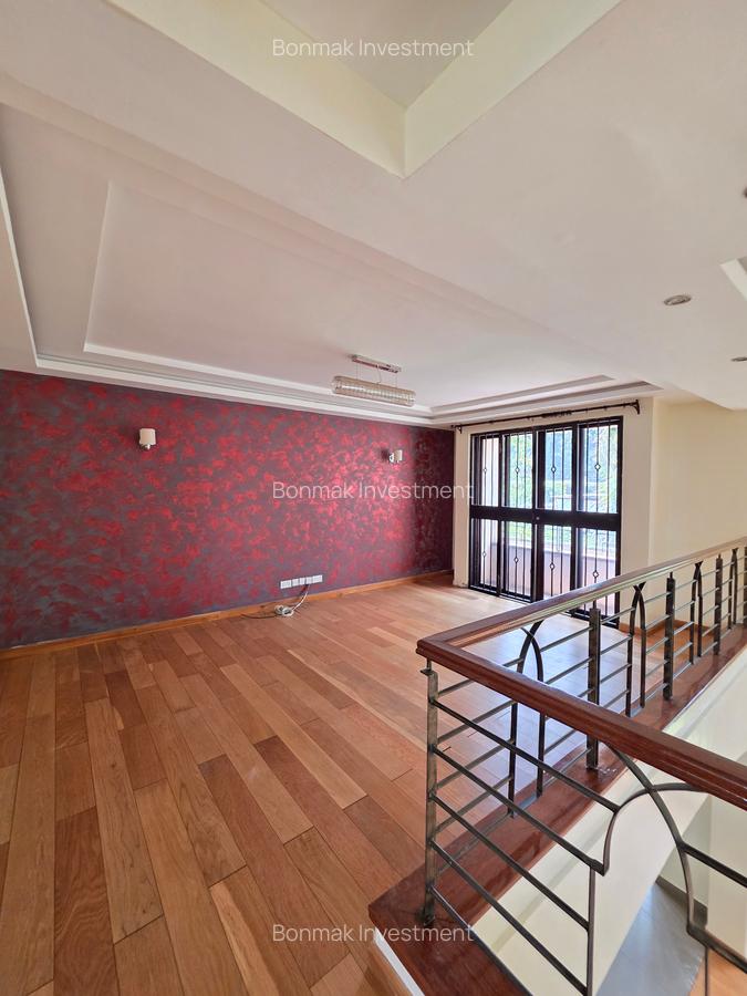 4 Bed Townhouse with En Suite at Lavington Green - 9